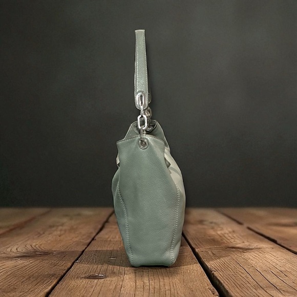 Michael Kors Fulton Elegant Green Leather Shoulder Bag - Picture 4 of 8